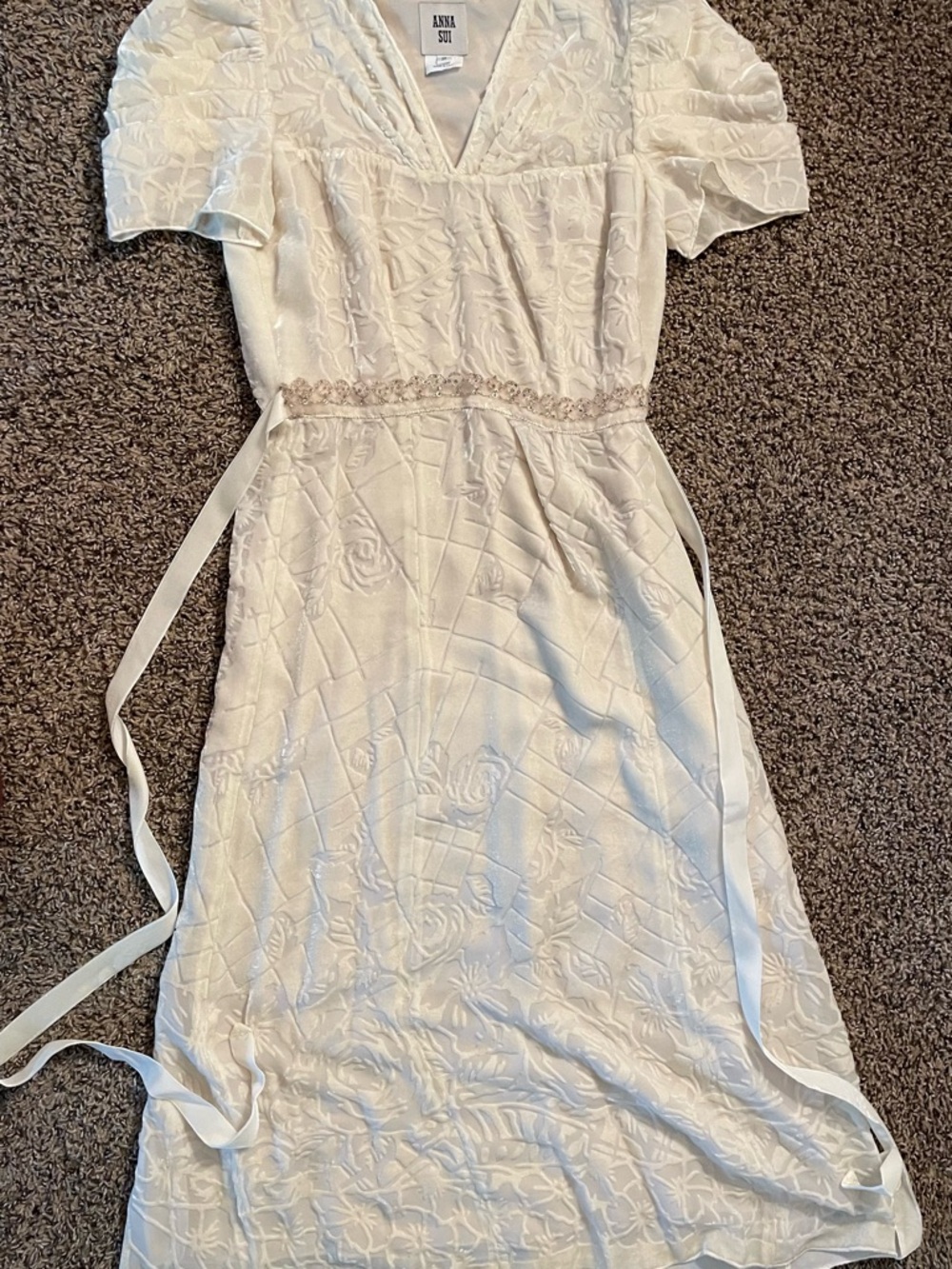 ANNA SUI Vintage Embroidered Puff-Sleeve Midi Dress